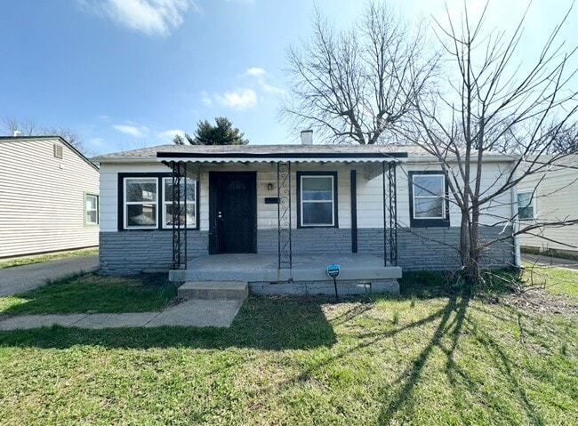 3425 N Emerson Ave in Indianapolis, IN - Foto de edificio - Building Photo