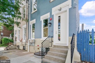 614 W Norris St in Philadelphia, PA - Building Photo - Building Photo