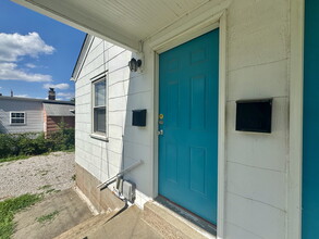9760 Clyde Ave in St. Louis, MO - Building Photo - Building Photo