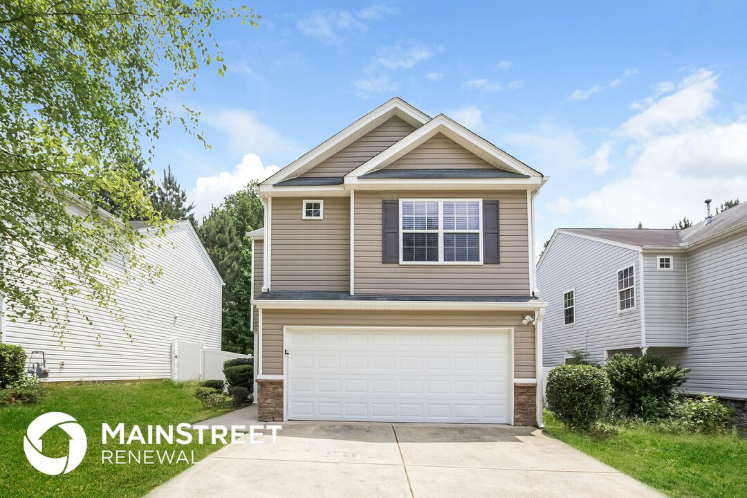 3392 Sable Chase Ln in Atlanta, GA - Building Photo