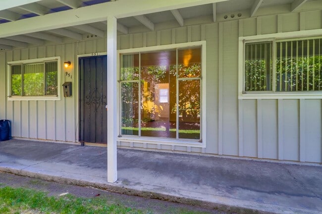 953 Opal St in San Diego, CA - Building Photo - Building Photo