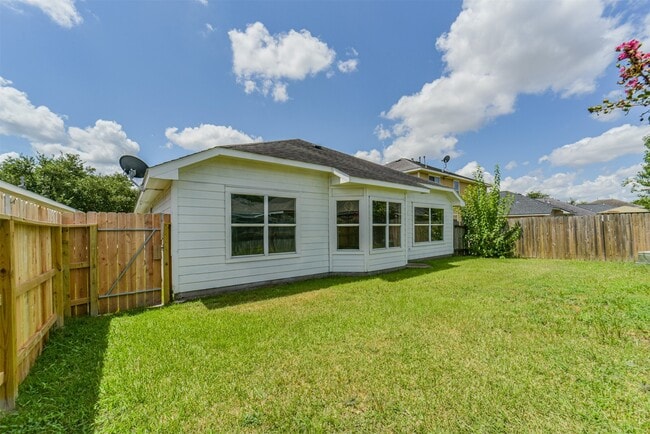 property at 19638 Plantation Grove Tr