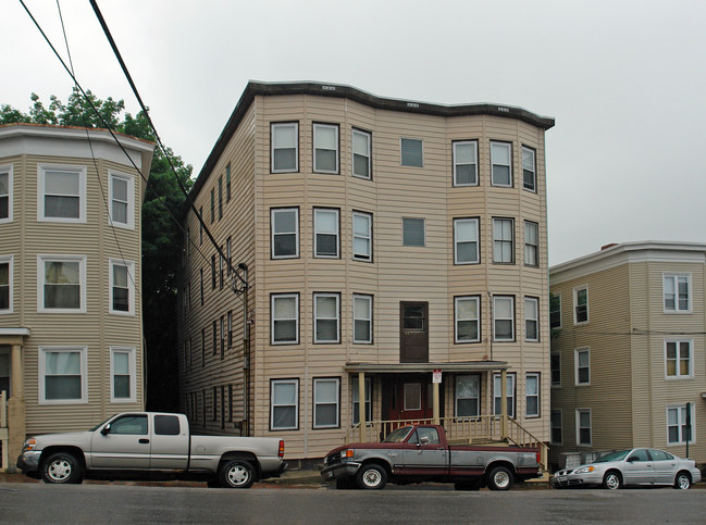 12 Weymouth St in Portland, ME - Building Photo - Building Photo