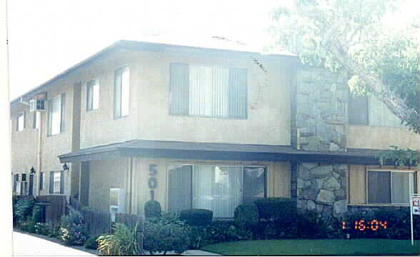 501 N Stoneman Ave in Alhambra, CA - Building Photo - Building Photo