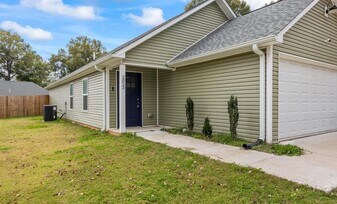 2023 Welton St in Milan, TN - Building Photo