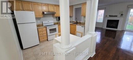 2151 Forest Gate Park in Oakville, ON - Building Photo - Building Photo