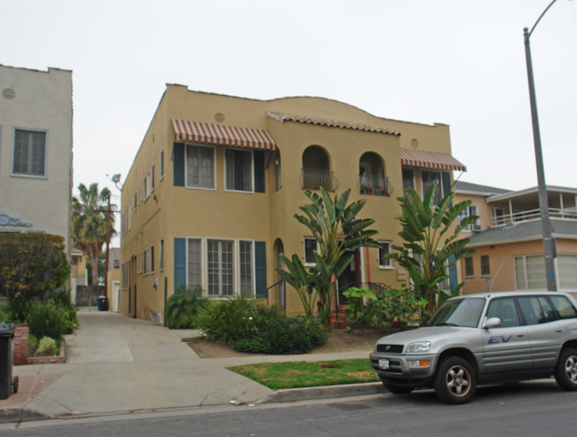 517 N Spaulding Ave in Los Angeles, CA - Building Photo - Building Photo