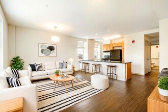 Strathmore Apartments in Detroit, MI - Foto de edificio - Building Photo
