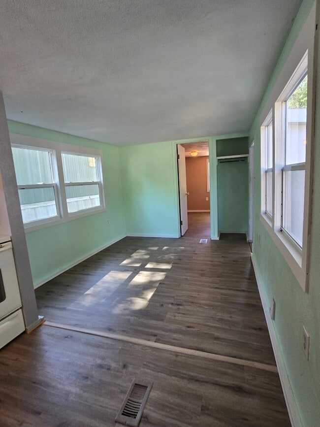 13105 CO-65 in Orchard City, CO - Building Photo - Building Photo