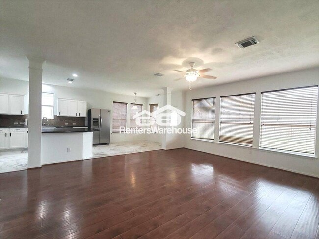 property at 18819 Knobby Oaks Pl