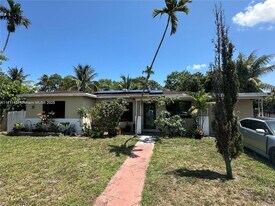 510 NW 146th St in Miami, FL - Building Photo