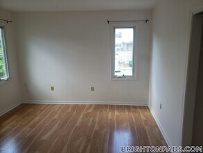11 Etna St, Unit 11 in Boston, MA - Building Photo - Building Photo