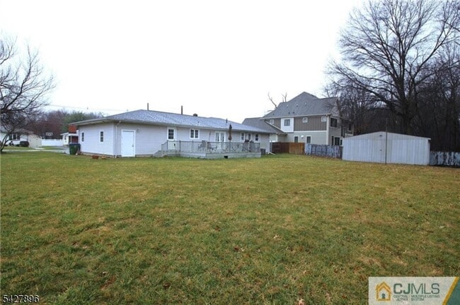 968 New Dover Rd in Edison, NJ - Building Photo - Building Photo