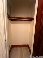 2 Elmwood Ave, Unit 13 in Winchester, MA - Building Photo - Building Photo