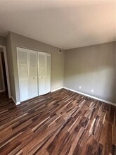 8217 Sun Spring Cir in Orlando, FL - Building Photo - Building Photo