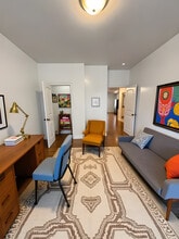 157 M St, Unit 1 in Boston, MA - Building Photo - Building Photo