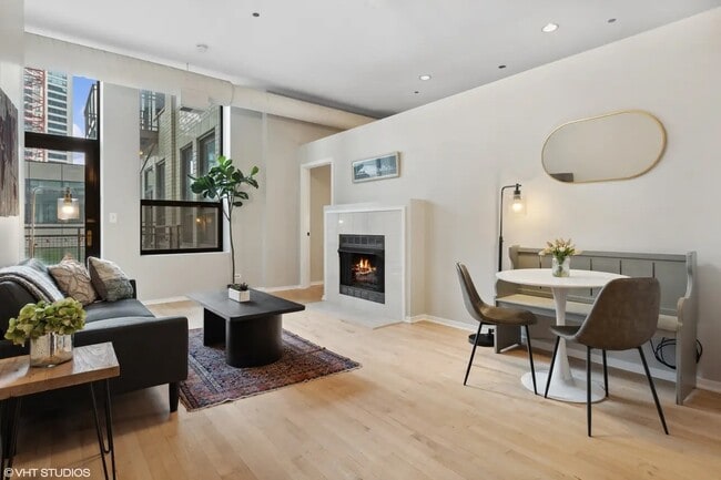 910 S Michigan Ave in Chicago, IL - Building Photo - Building Photo