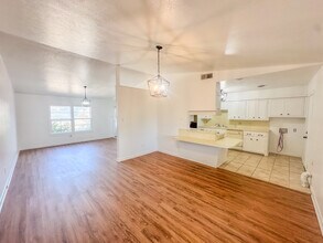 5011 52nd St in Lubbock, TX - Building Photo - Building Photo