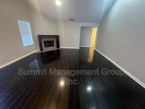 6381 Klondike River Rd in Stonecrest, GA - Building Photo - Building Photo