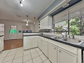 1407 Westgreen Blvd-Unit -Apt 1 in Katy, TX - Building Photo - Building Photo