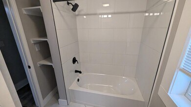 1109 Cedar St in South Bend, IN - Building Photo - Building Photo