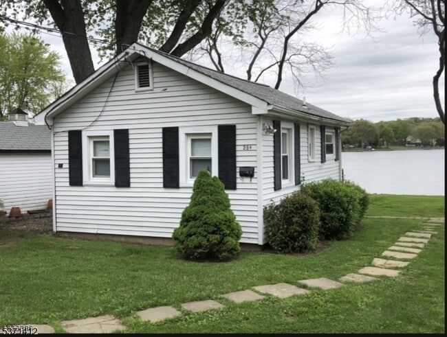 39 Dell Ave in Netcong, NJ - Building Photo - Building Photo