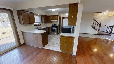 2872 Elmwood Ave in Ann Arbor, MI - Building Photo - Building Photo