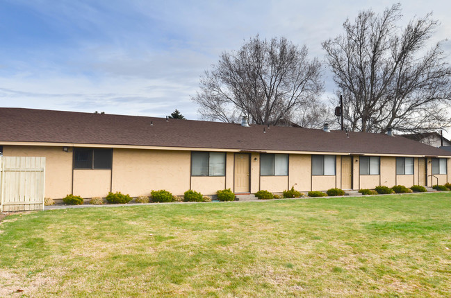 1009 S 42nd Ave in Yakima, WA - Building Photo - Other