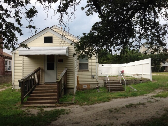 property at 3115 E Ocean View Ave