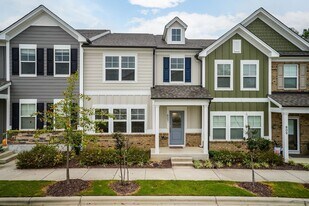 807 Trestleview St in Fuquay Varina, NC - Building Photo