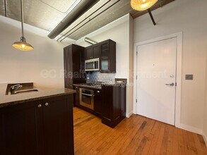 10 S Dunton Ave in Arlington Heights, IL - Foto de edificio - Building Photo