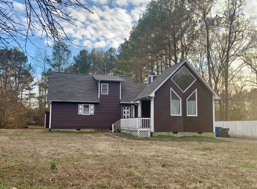 1412 Vanguard Pl in Durham, NC - Building Photo