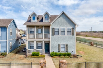 Cottage Row Stillwater in Stillwater, OK - Building Photo - Building Photo