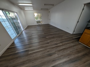 11316 Atlantic Ave in Lynwood, CA - Building Photo - Building Photo