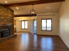 1543 W Whiteside St in Springfield, MO - Building Photo - Building Photo