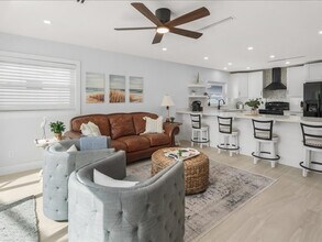 692 106th Ave N in Naples, FL - Building Photo - Building Photo