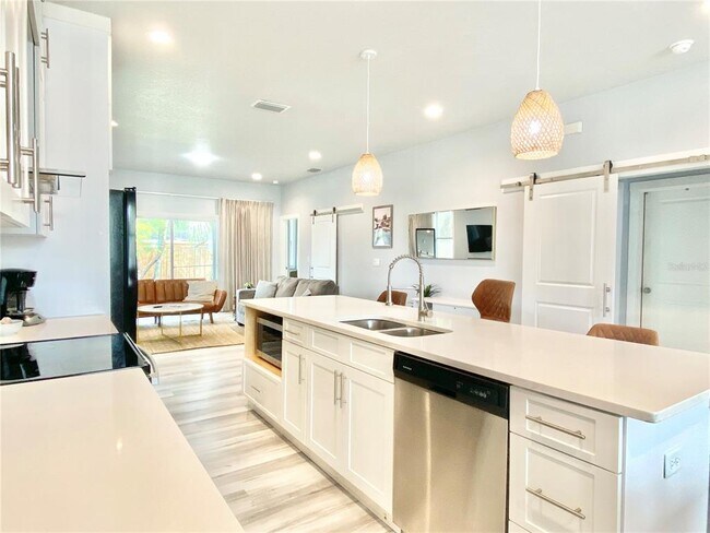 2510 E 17th Ave in Tampa, FL - Building Photo - Building Photo