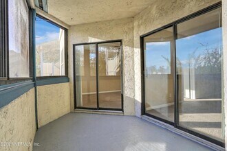 5615 San Juan Ave in Jacksonville, FL - Building Photo - Building Photo