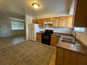 4821 E Willetta St in Phoenix, AZ - Building Photo - Building Photo