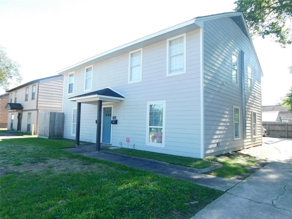 3332 Blodgett St in Houston, TX - Foto de edificio