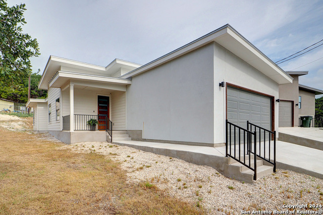 1365 Overbrook Ln in Spring Branch, TX - Building Photo - Building Photo