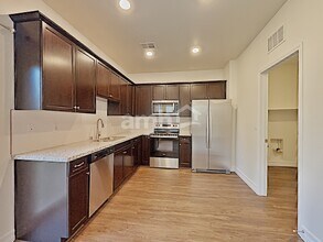 1474 Golden Hour Ave in North Las Vegas, NV - Building Photo - Building Photo