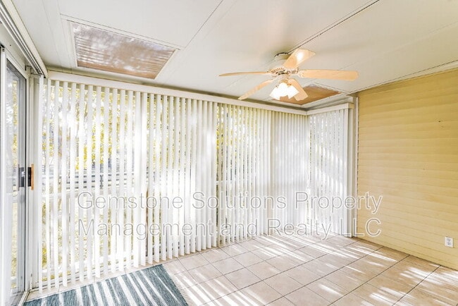 property at 306 Crooked Oak Ct