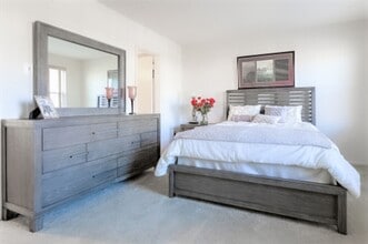 RYANS RUN APARTMENTS in Maple Shade, NJ - Building Photo - Building Photo