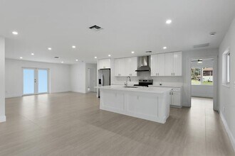 13177 47th Ct N in West Palm Beach, FL - Building Photo - Building Photo