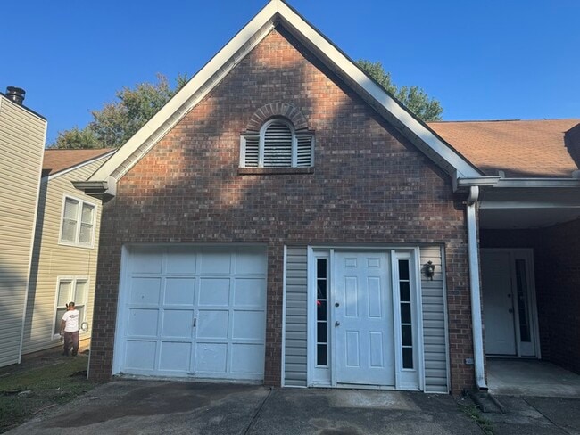 2074 Hopkins Mill Rd