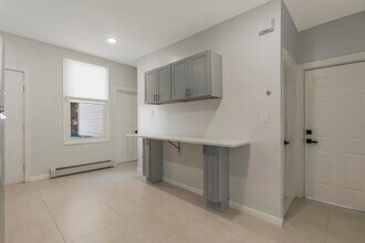 120 36th St in Union City, NJ - Building Photo - Building Photo