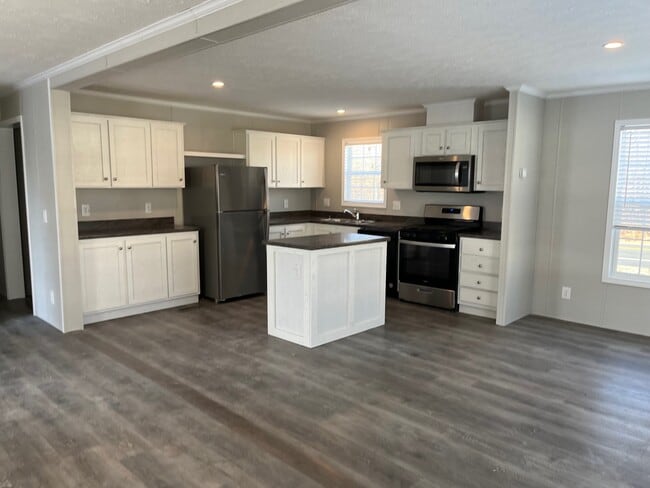 property at 41 Beejay Dr