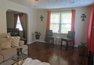 22 W Cromwell St in Montgomery, AL - Building Photo - Building Photo