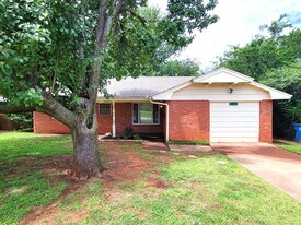 1817 Hardy Dr in Edmond, OK - Building Photo
